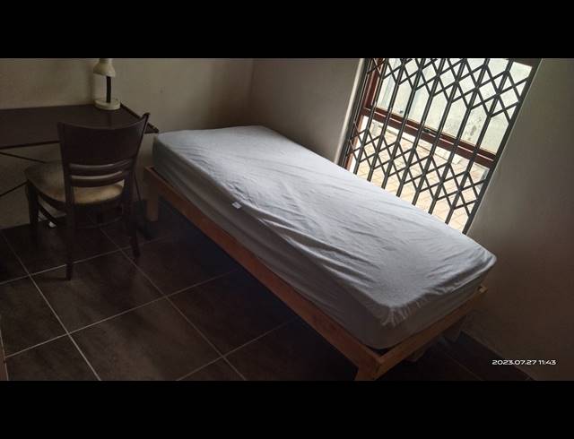 6 bed property for sale in THE RIDGE